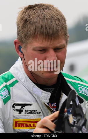 Norwich, Regno Unito. 19 Maggio, 2019. Phil desiderosi di Barwell Motorsport celebra la vittoria durante il 2019 British GT Championship Round 3 al circuito di Snetterton, Norwich, Inghilterra il 19 maggio 2019. Foto di Jurek Biegus. Solo uso editoriale, è richiesta una licenza per uso commerciale. Nessun uso in scommesse, giochi o un singolo giocatore/club/league pubblicazioni. Credit: UK Sports Pics Ltd/Alamy Live News Foto Stock