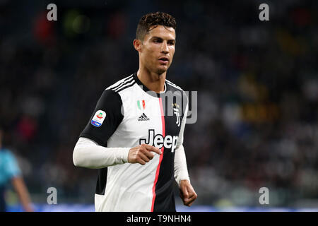 Torino, Italia. Il 19 maggio 2019. Cristiano Ronaldo della Juventus FC in azione durante la serie di una partita di calcio tra Juventus e Atalanta Bergamasca Calcio. Foto Stock