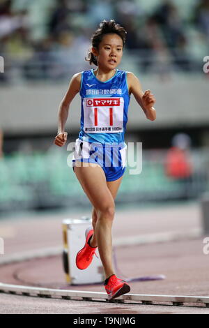 Osaka, Giappone. 19 Maggio, 2019. Ayumi Hagiwara Atletica leggera : il 103 Giappone Track & Field Campionati Nazionali donna 10000m finale allo stadio Yanmar Nagai di Osaka in Giappone . Credito: Naoki Nishimura AFLO/sport/Alamy Live News Foto Stock