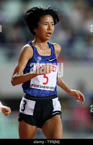 Osaka, Giappone. 19 Maggio, 2019. Hitomi Niiya Atletica leggera : il 103 Giappone Track & Field Campionati Nazionali donna 10000m finale allo stadio Yanmar Nagai di Osaka in Giappone . Credito: Naoki Nishimura AFLO/sport/Alamy Live News Foto Stock