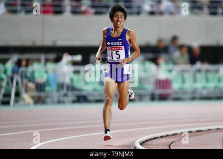 Osaka, Giappone. 19 Maggio, 2019. Kazuki Tamura Atletica leggera : il 103 Giappone Track & Field campionati nazionali maschili 10000m finale allo stadio Yanmar Nagai di Osaka in Giappone . Credito: Naoki Nishimura AFLO/sport/Alamy Live News Foto Stock