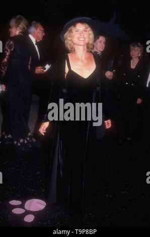 Westwood, CALIFORNIA, STATI UNITI D'AMERICA 19 Aprile 1994 l'attrice Maryam c'Abo assiste il settantesimo compleanno di Henry Mancini in aprile 19, 1994 a Pauley Pavilion a UCLA a Westwood, California, Stati Uniti d'America. Foto di Barry re/Alamy Stock Photo Foto Stock