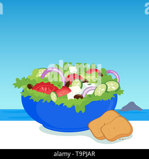 Insalata greca. Ciotola di verdure e insalata di formaggio in un tavolo vicino al mare durante le vacanze estive sull'isola in Grecia. Foto Stock