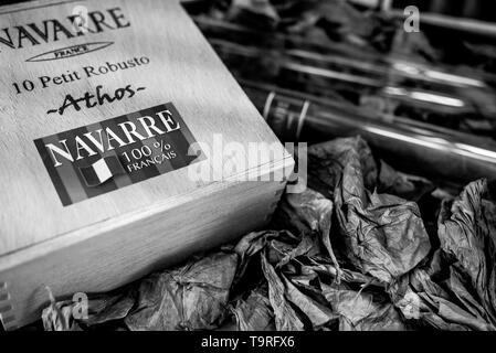 Navarra, l'ultimo francese sigari tessuto, Navarrenx, Pyrénées-Atlantiques, Francia Foto Stock