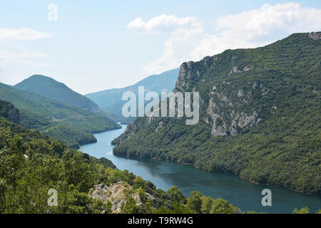 Haliacmon il fiume più lungo in Grecia Foto Stock