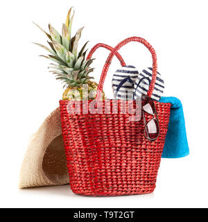 Red borsa da spiaggia isolata su sfondo bianco Foto Stock