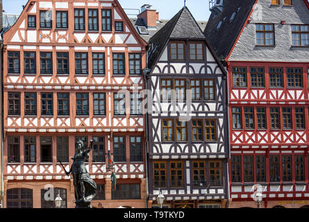 Il Ršmer, Municipio di Frankfurt am Main, Ršmerberg Platz, punto di riferimento della città, file di case Samstagsberg, Foto Stock