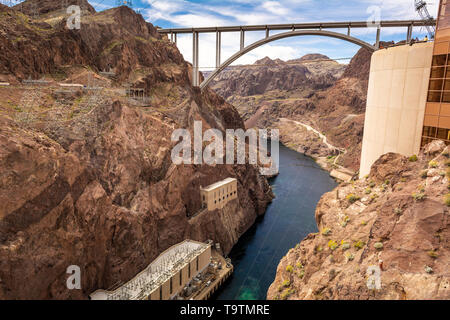 Hoover Dam si trova in Nevada e Arizona border, molto popolare attrazione turistica. Stati Uniti d'America Foto Stock