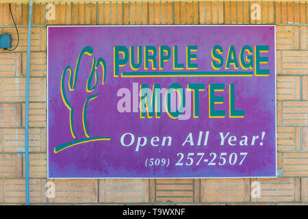 Purple Sage Motel, ora chiuso, lungo il percorso della vecchia U.S. 10 in Sprague, nello Stato di Washington, USA [alcuna proprietà di rilascio: disponibile solo per editoriale lic Foto Stock