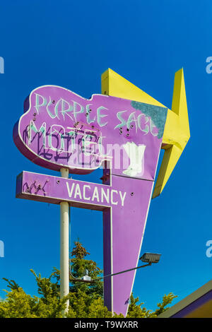 Purple Sage Motel, ora chiuso, lungo il percorso della vecchia U.S. 10 in Sprague, nello Stato di Washington, USA [alcuna proprietà di rilascio: disponibile solo per editoriale lic Foto Stock