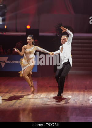 Ballo latino concorrenti al Latino e sala da ballo - campionato Daniel e Claudia Foto Stock