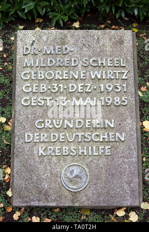 La Tomba di Mildred Scheel, Alter Friedhof cimitero, Bonn, Renania settentrionale-Vestfalia, Germania, Europa Foto Stock