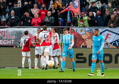 UTRECHT, 21-05-2019, Stadio Galgenwaard, Stagione 2018 / 2019 , Utrecht - Heracles , olandese Eredivisie Europei di calcio i play-off , Utrecht celebra il 1-0 Foto Stock