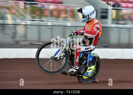 Manchester, Regno Unito. Il 20 maggio 2019. MANCHESTER, Inghilterra xx può Swindon's Troy Batchelor durante la SGB Premiership match tra Belle Vue Aces e Swindon Robins presso il National Speedway Stadium e Manchester lunedì 20 maggio 2019. (Credit: Eddie Garvey | MI News) Credito: MI News & Sport /Alamy Live News Foto Stock