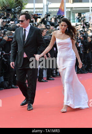 Cannes, Francia. 21 Maggio, 2019. Quentin Tarantino e sua moglie Daniella Pick frequentare lo screening di 'una volta in Hollywood' durante la 72annuale di Cannes Film Festival presso il Palais des Festivals. | Utilizzo di credito in tutto il mondo: dpa/Alamy Live News Foto Stock