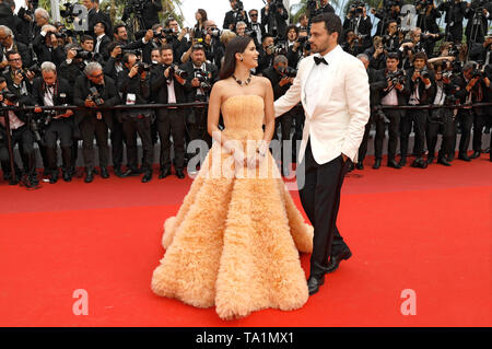 Sara Sampaio e Oliver Ripley frequentando il 'una volta in Hollywood' premiere durante la 72a Cannes Film Festival presso il Palais des Festivals il 21 maggio 2019 a Cannes, Francia Foto Stock