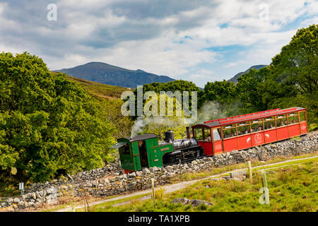 Llanberis Gwnedd Galles Maggio 13, 2019 La Snowdon Mountain Railway, che è stato in funzione per oltre cento anni Foto Stock