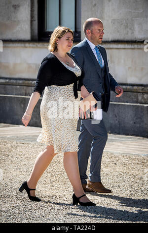 Irlanda del Nord il Segretario Karen Bradley durante una festa in giardino a Castle Coole a Enniskillen, Co. Fermanagh. Foto Stock