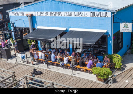 Punto di riferimento locale di Smitty's Oyster House in Gibsons sbarco sulla Costa del Sole della Columbia Britannica Foto Stock