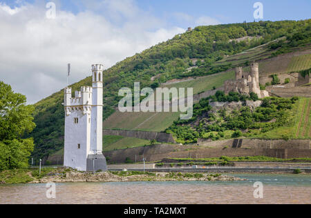 Torre del mouse, dietro il castello di Ehrenfels, sito patrimonio mondiale dell'Unesco, Bingen sul Reno, Valle del Reno superiore e centrale, Renania-Palatinato, Germania Foto Stock