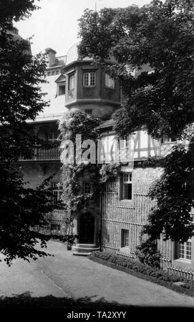 Vista del cortile del castello del Rammelburg nel Wippertal, Mansfeld, Prussia. Foto Stock