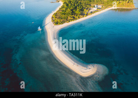 Incredibile Bon Bon sulla spiaggia di Romblon isola, Filippine Foto Stock