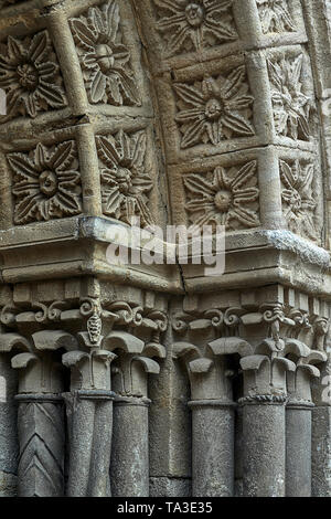 Coprire meridional della chiesa di San Juan de Puerta Nueva della città di Zamora, Castilla y Leon, Spagna Foto Stock