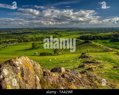 Speranza Bowdler Hill, Shropshire, Regno Unito. Vista serale. L'estate. Foto Stock