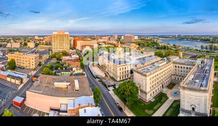 Panoramica aerea di Trenton New Jersey skyline Foto Stock