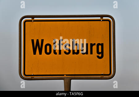 Accesso locale, Wolfsburg, Bassa Sassonia, Germania, Ortsschild, Niedersachsen, Deutschland Foto Stock