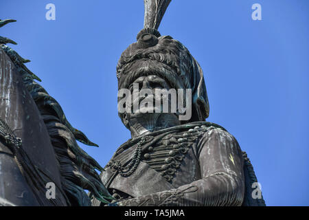 Statua equestre, re Ernst August I, stazione centrale, Ernst August's Place, Hannover, Bassa Sassonia, Germania, Reiterstandbild, König Ernst August I. Foto Stock