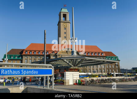 Municipio Spandau, Carl grembiule street, Spandau, Berlino, Germania, Rathaus Spandau, Carl-Schurz-Straße, Deutschland Foto Stock