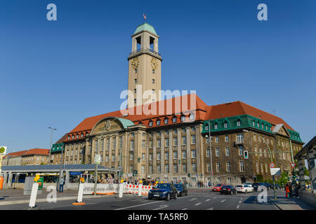 Municipio Spandau, Carl grembiule street, Spandau, Berlino, Germania, Rathaus Spandau, Carl-Schurz-Straße, Deutschland Foto Stock