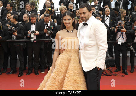 Sara Sampaio e Oliver Ripley frequentando il 'una volta in Hollywood' premiere durante la 72a Cannes Film Festival presso il Palais des Festivals il 21 maggio 2019 a Cannes, Francia | Utilizzo di tutto il mondo Foto Stock