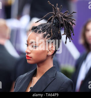 Hollywood, Stati Uniti. 21 Maggio, 2019. HOLLYWOOD e LOS ANGELES, CALIFORNIA, STATI UNITI D'America - 21 Maggio: Singer Willow Smith arriva in corrispondenza della prima mondiale di Disney's 'Aladdin" tenutasi presso l'El Capitan theater il 21 maggio 2019 a Hollywood e Los Angeles, California, Stati Uniti. (Foto di Xavier COLLIN/Image Press Agency) Credito: Image Press Agency/Alamy Live News Foto Stock