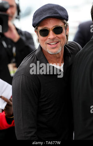 Cannes. 22 Maggio, 2019. Brad Pitt IN UNA VOLTA. A HOLYWOOD Photocall durante il 2019 Festival di pellicola di Cannes il 22 maggio 2019 presso il Palais des Festivals in Cannes, Francia. ( Credito: Lyvans Boolaky/spazio di immagine/Media Punch)/Alamy Live News Foto Stock