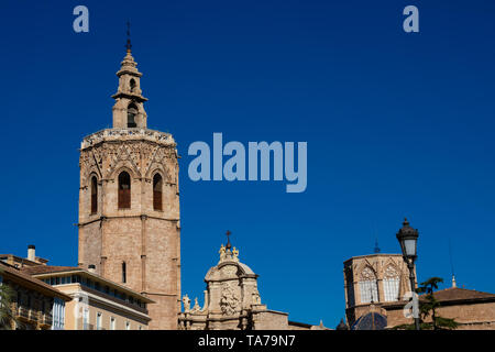 Il campanile della cattedrale di Valencia (el Miguelete o Torre del Micalet). Valencia, Spagna Foto Stock