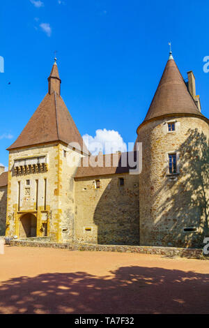 Corcelles-en-Beaujolais, Francia - 06 Maggio 2019: vista del Chateau de Corcelles, nel Beaujolais, dipartimento del Rodano, Francia Foto Stock