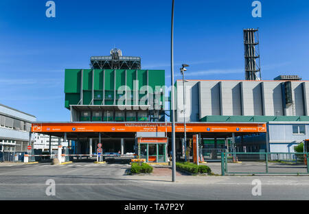 Garbage potenza di riscaldamento di lavoro il BSR, la libertà, la vita del resto, Spandau, Berlino, Germania, Müllheizkraftwerk der BSR, Freiheit, Ruhleben, Deutschland Foto Stock