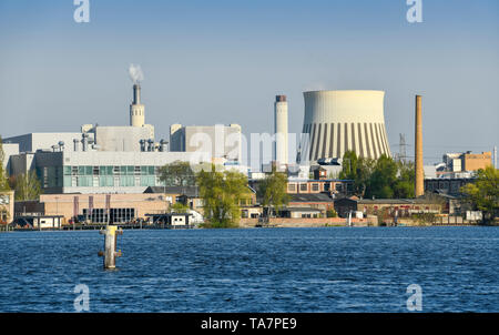 Torre di raffreddamento, power station Reuter west (Re)., Siemensstadt, Spandau, Berlino, Germania, Kühlturm, Kraftwerk Reuter West (RI), Deutschland Foto Stock