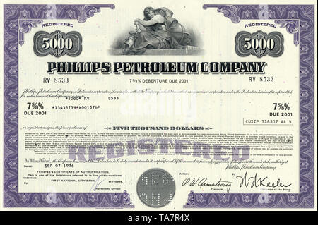 Storico certificato azionario di un olio, gas e energia company, Phillips Petroleum Company, oggi parte della ConocoPhillips, Oklahoma, Stati Uniti d'America, 1976, Wertpapier, historische Aktie, Mineralöl- und Erdgasunternehmen, Energieunternehmen, Phillips Petroleum Company, 1976, heute ein Teil von ConocoPhillips, Oklahoma, Stati Uniti d'America Foto Stock