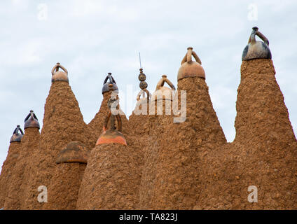 Il XVII secolo sudano-moschea di Sahelian, Savanes distretto, Kouto, Costa d'Avorio Foto Stock