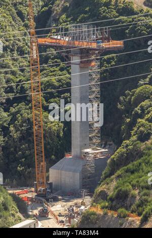 Pilastro in costruzione Foto Stock