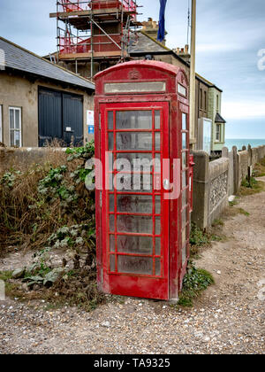 Vecchia casella Telefono a Birling Gap, Eastbourne, Regno Unito Foto Stock