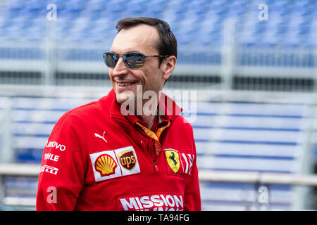 Monte Carlo/Monaco - 22/05/2019 - Riccardo Adami (ITA), gara engeneer per #5 Sebastian Vettel (GER, Ferrari, SF90) nel paddock prima del 2019 Mo Foto Stock