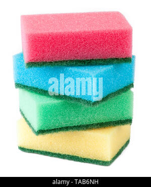 Piatto di colorate spugne su sfondo bianco Foto Stock
