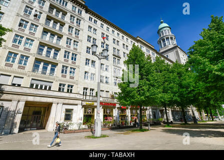 Torre residenziale, Francoforte gate, Friedrich di grove, Berlino, Germania, Wohnturm, Frankfurter Tor, Friedrichshain, Deutschland Foto Stock