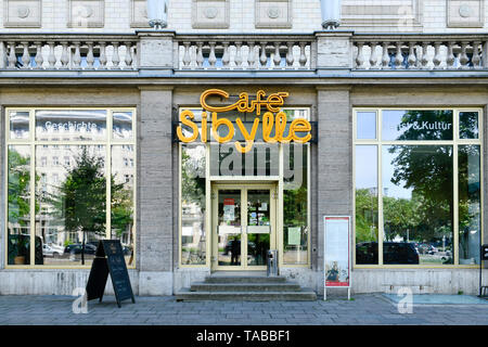 Café Sibylle, del Karl Marx avenue, Friedrich di grove, Berlino, Germania, Karl-Marx-Allee, Friedrichshain, Deutschland Foto Stock