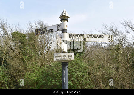 Vintage post dita segni sulle colline di Quantock in Somerset Foto Stock