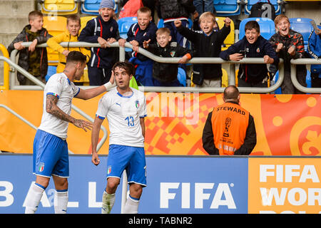 Gabriele Gori da Italia visto celebrare dopo un goal durante il FIFA U-20 World Cup match tra il Messico e l'Italia (GRUPPO B) a Gdynia. ( Il punteggio finale; Messico 1:2 Italia ) Foto Stock